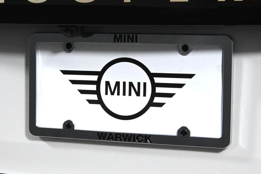 Used 2025 White MINI  image 14