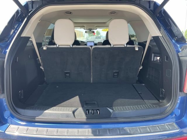 Used 2021 Blue Ford Limited image 8