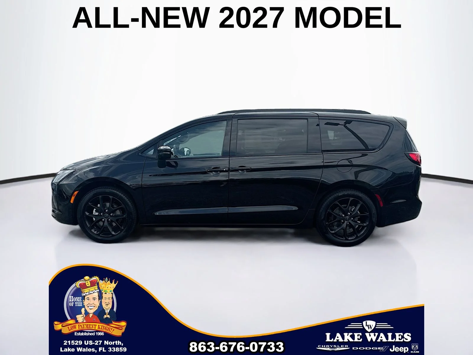 New 2027 Diamond Black Crystal Pearl-Coat Exterior Paint Chrysler Limited image 3