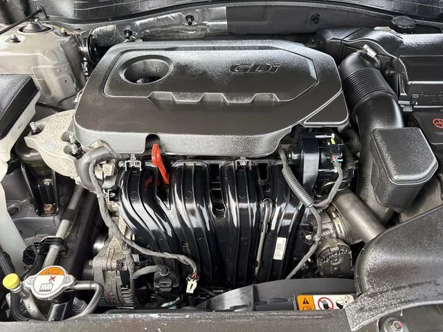 Used 2016 Gray Kia LX image 12