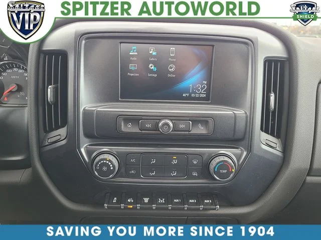 Used 2023 White Chevrolet 1WT image 18