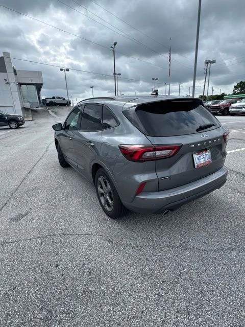 Used 2024 Gray Ford ST-Line image 13