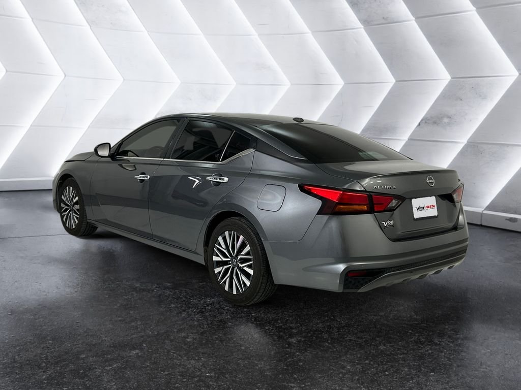 Used 2024 Gray Nissan 2.5 SV image 6