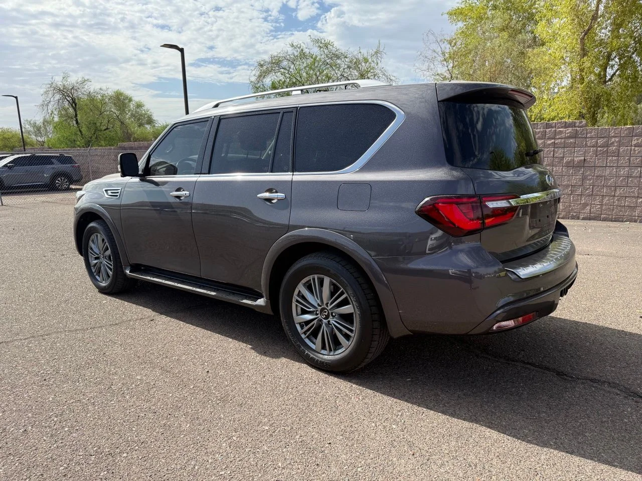 Certified Used 2023 Anthracite Gray INFINITI Luxe image 7