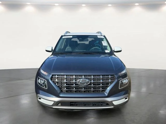 Used 2024 White Hyundai Limited image 6
