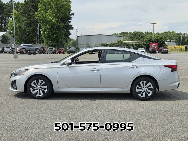Used 2023 Brilliant Silver Metallic NISSAN 2.5 S SEDAN image 2