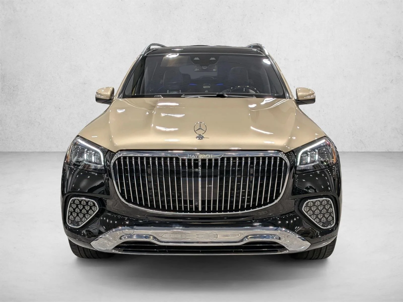 Used 2024 Obsidian Black Metallic Mercedes-Benz Maybach GLS 600 image 2
