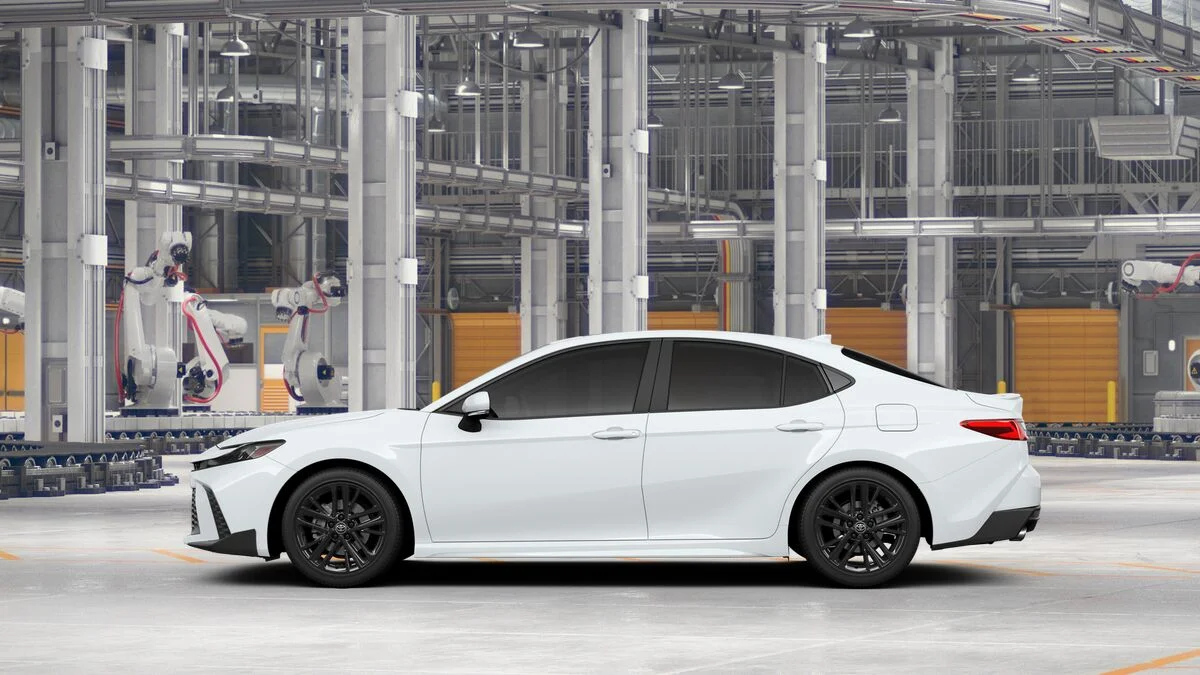 New 2026 ICE CAP Toyota SE image 4