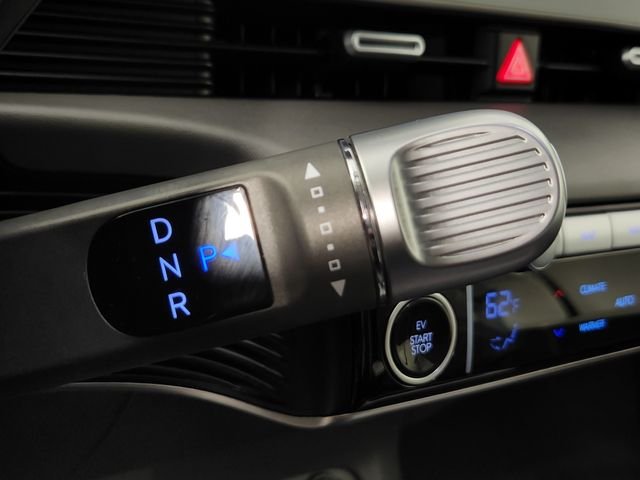 Used 2024 Black Hyundai SE image 30