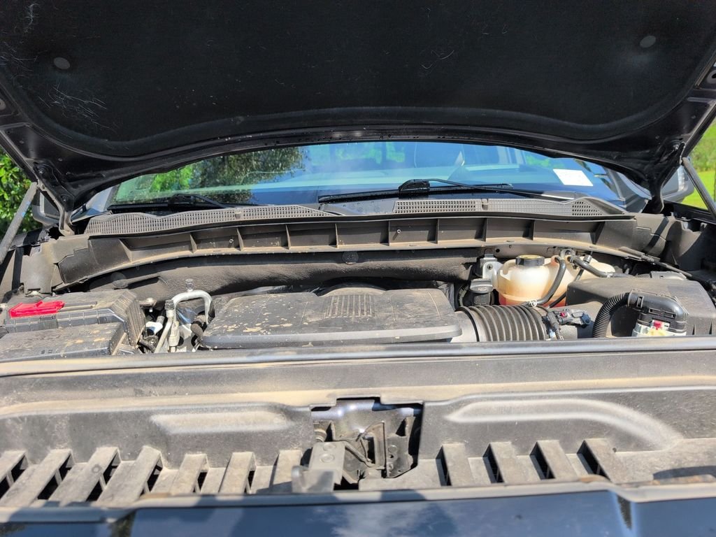 Used 2023 Silver GMC AT4X image 10