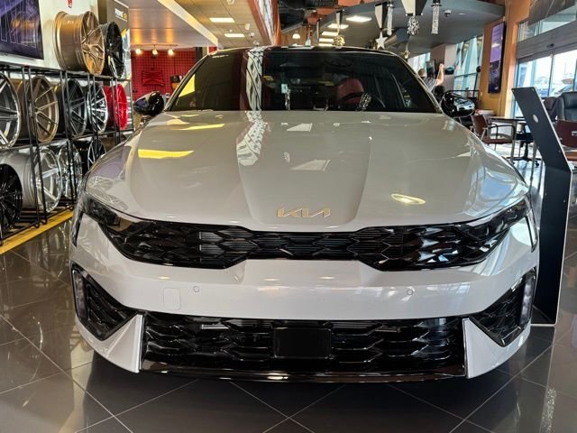 2025 Kia K5 GT-Line - Photo 8
