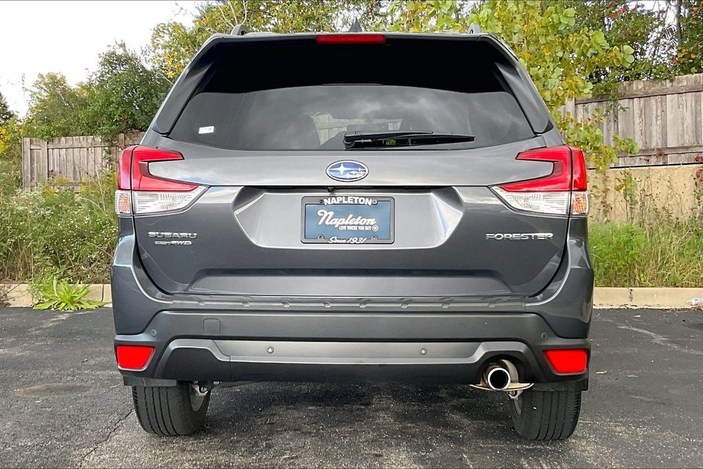 Used 2024 Gray Subaru Limited image 3