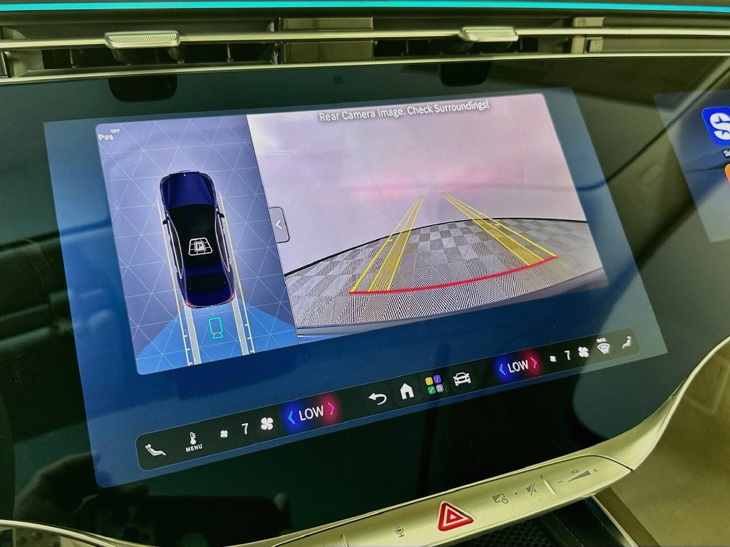 New 2027 Blue Mercedes-Benz S 580 image 13