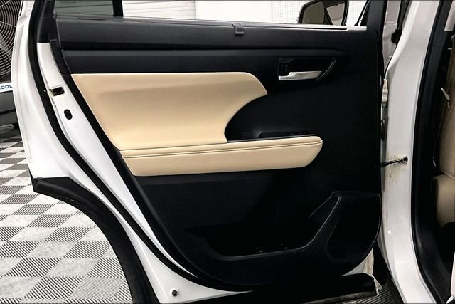 2024 Toyota Highlander XLE - Photo 23