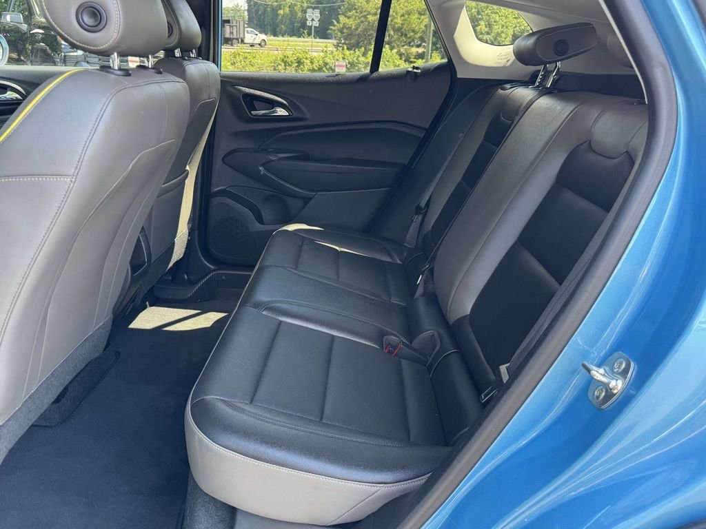 Used 2025 Blue Chevrolet ACTIV image 18
