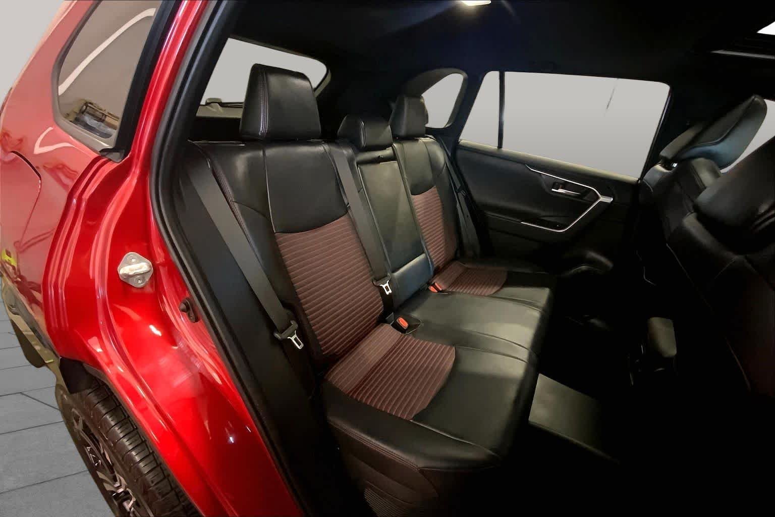 Used 2023 Supersonic Red/Midnight Black Metallic Toyota XSE image 20