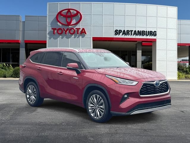 2021 Toyota Highlander Platinum Hybrid 4x2's photo