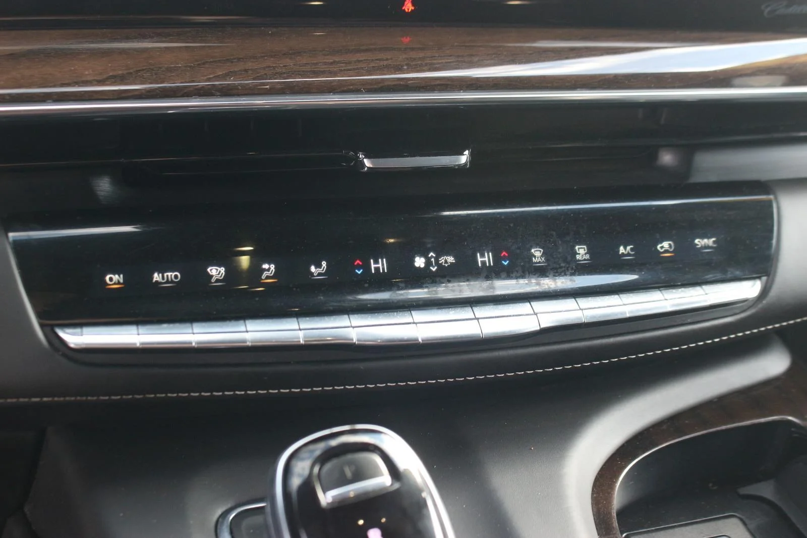 Used 2021 BLACK RAVEN Cadillac Sport Platinum image 21
