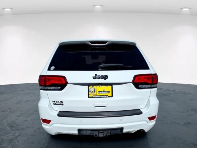 Used 2021 White Jeep Laredo X image 7