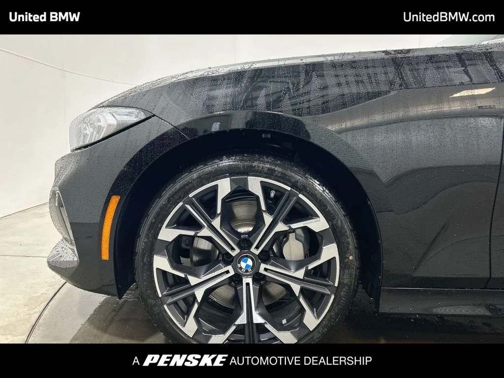 2026 BMW 3 Series 330i - Photo 10