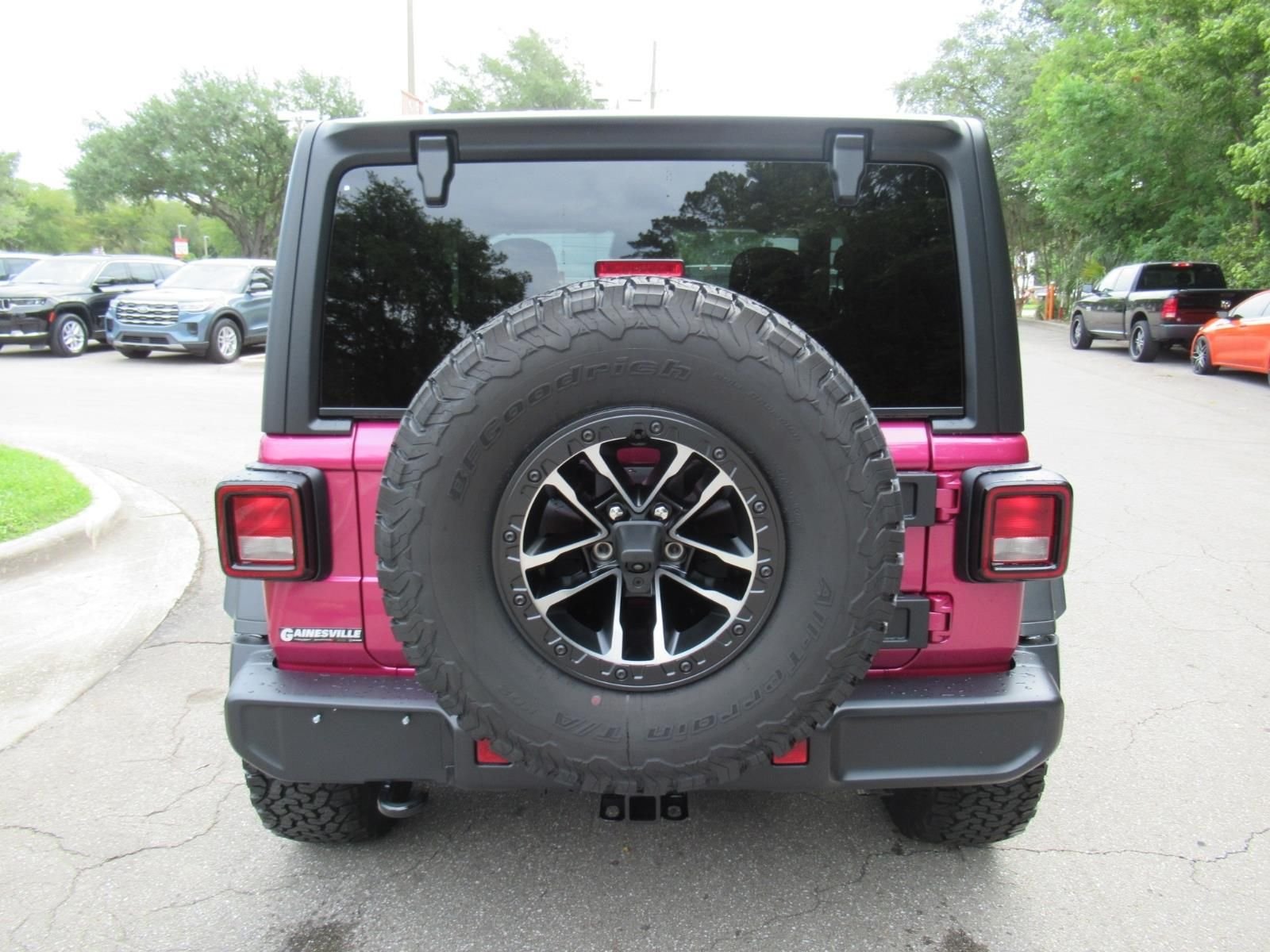 New 2026 Tuscadero Pearlcoat Jeep Willys image 7
