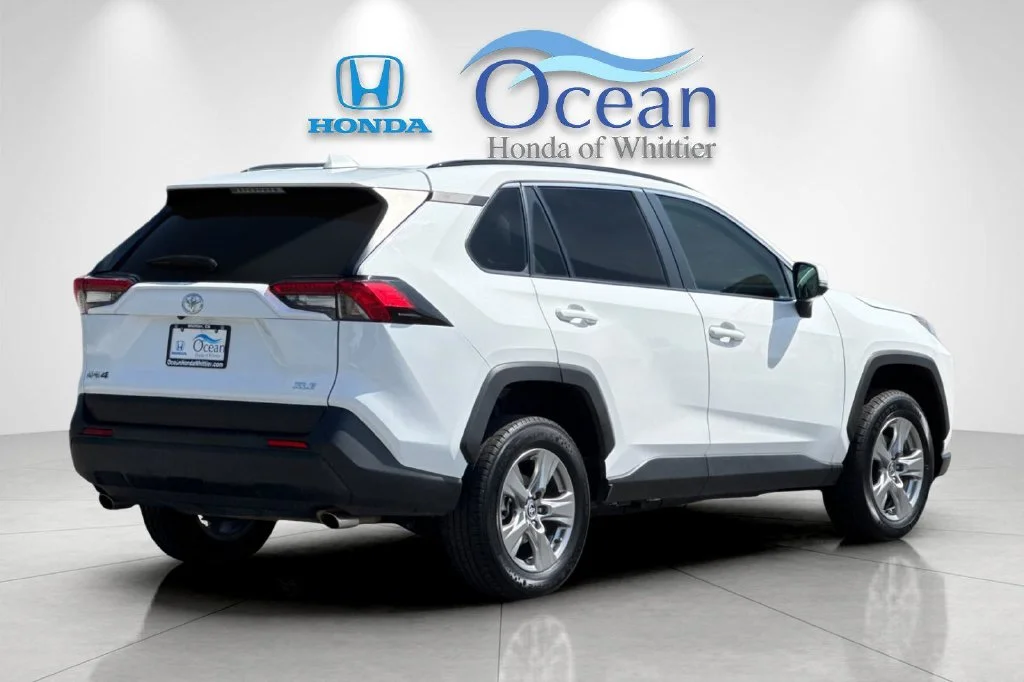 Used 2024 Ice Cap Toyota XLE image 4