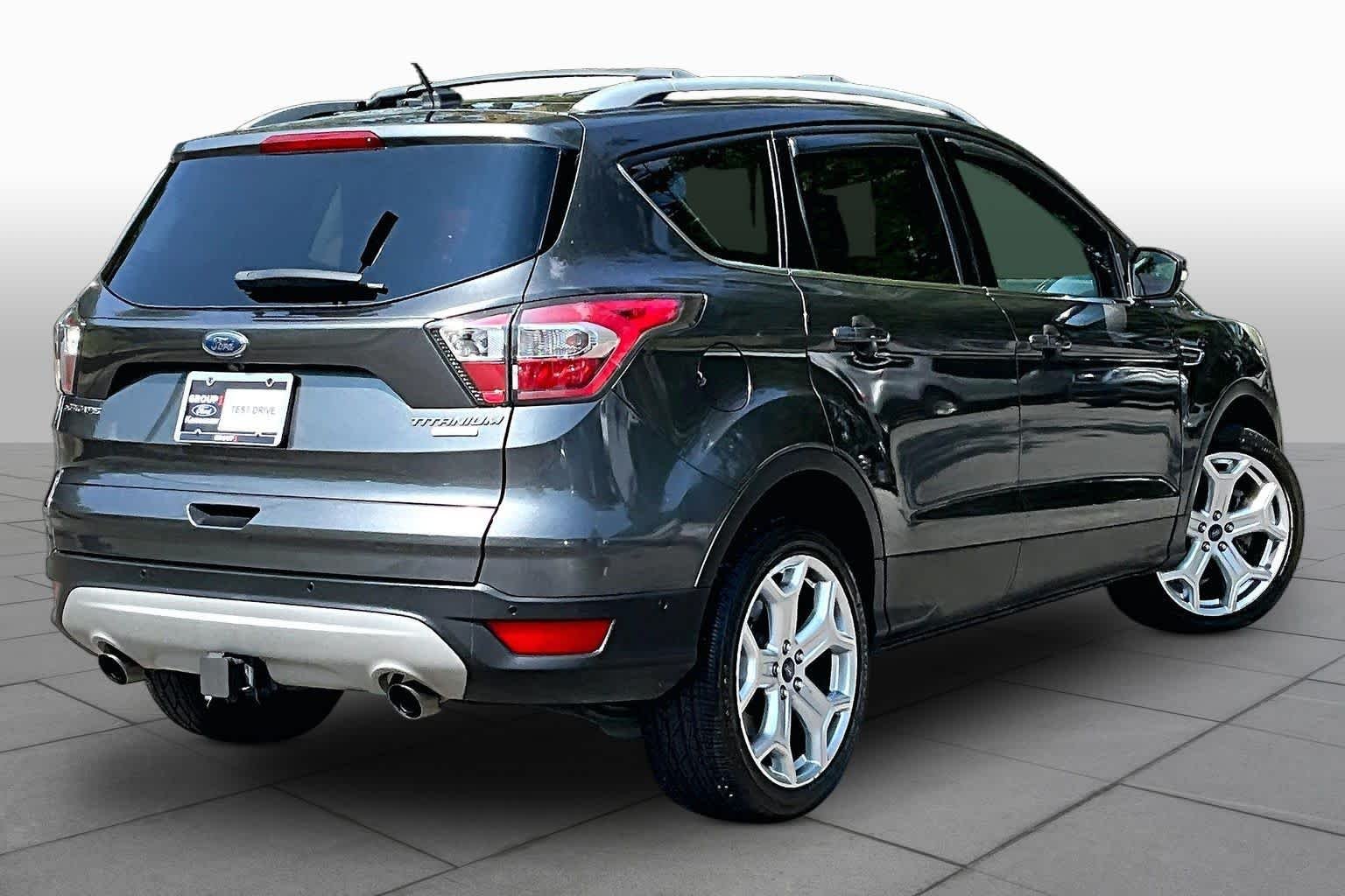 Used 2017 Magnetic Ford Titanium image 13