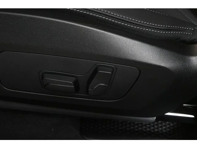 New 2026 Alpine White BMW xDrive28i image 27