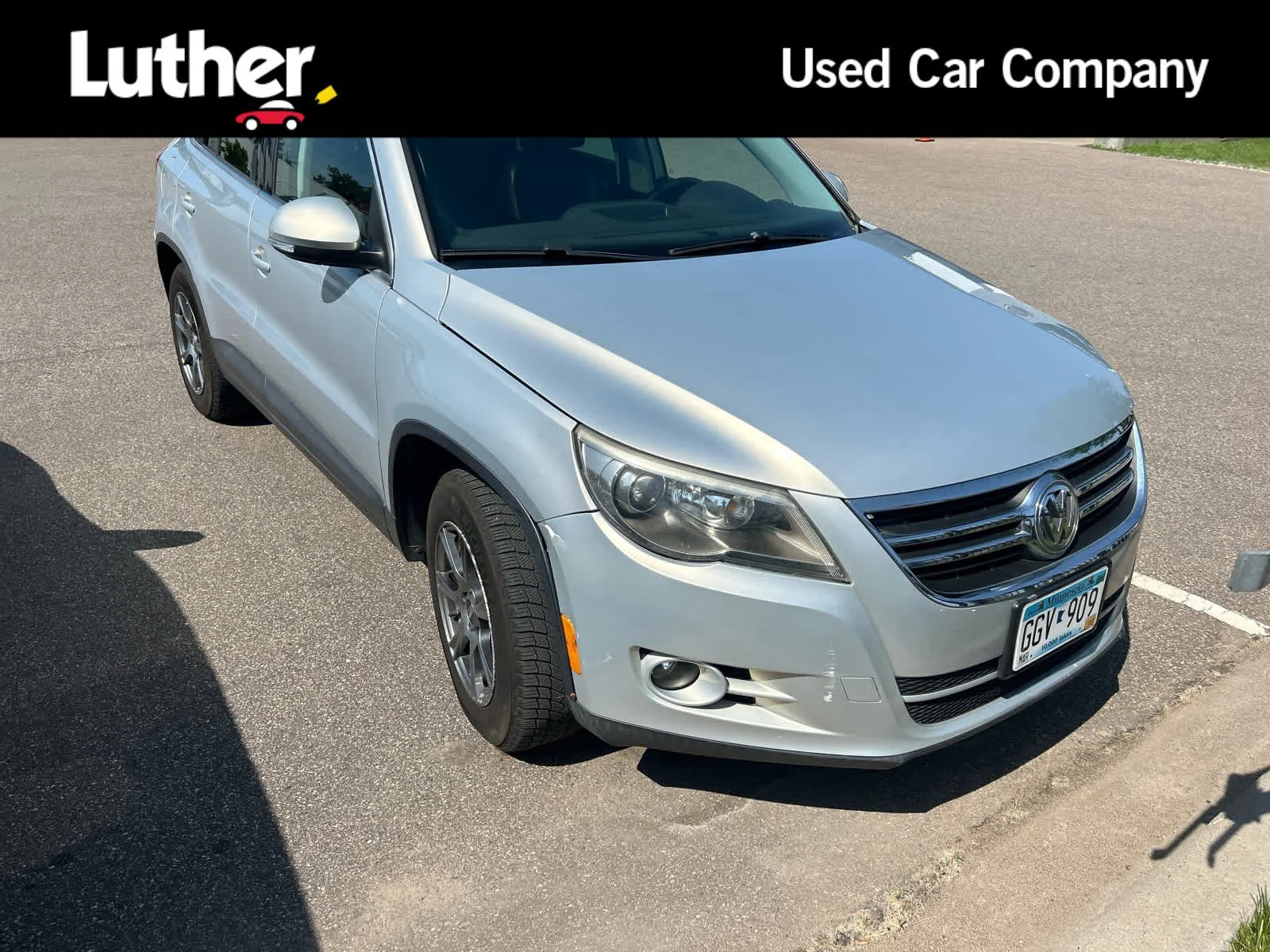2010 Volkswagen Tiguan's photo