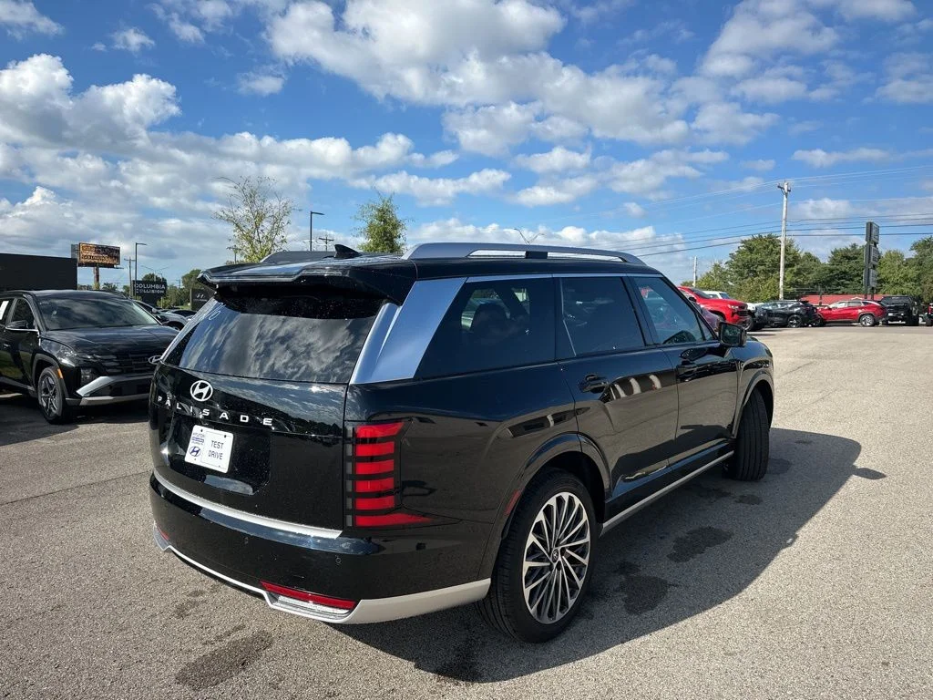 New 2026 Abyss Black Pearl Hyundai Calligraphy image 8