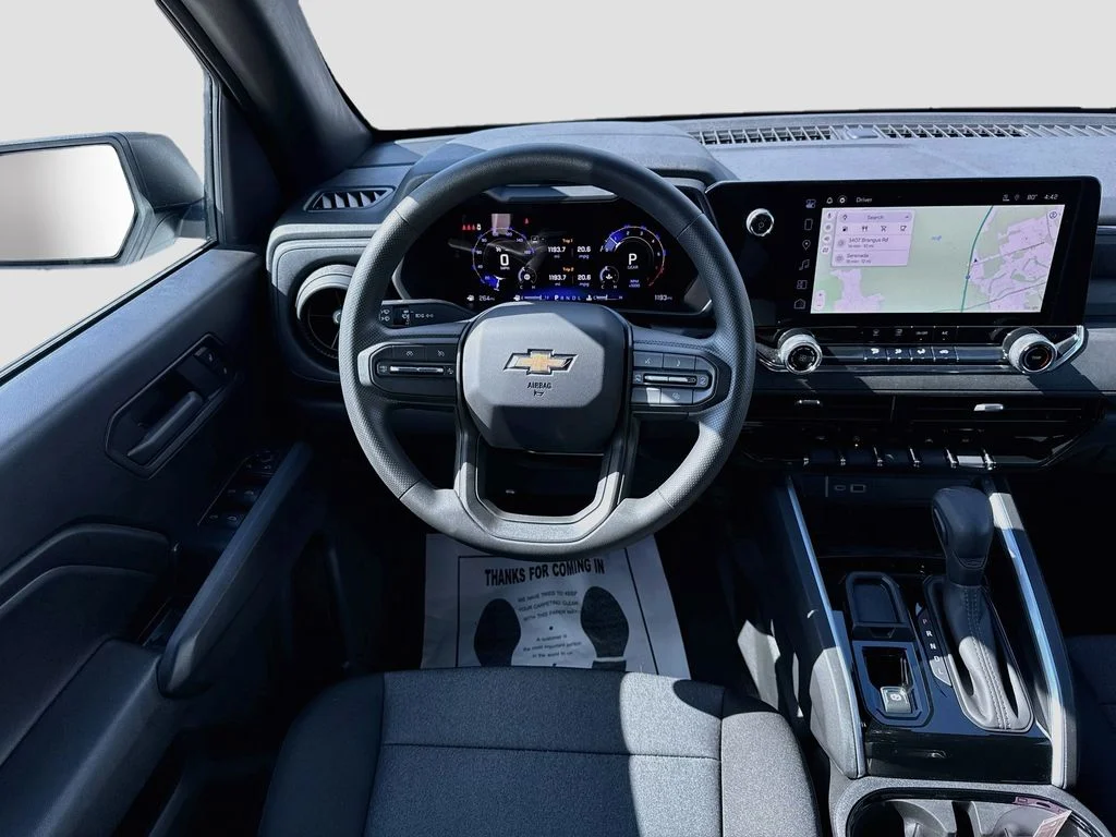 Used 2025 White Chevrolet Work Truck image 25