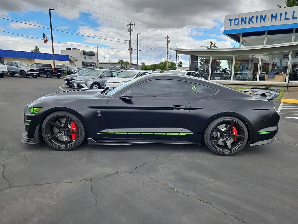 Used 2020 Gray Ford Shelby GT500 image 3