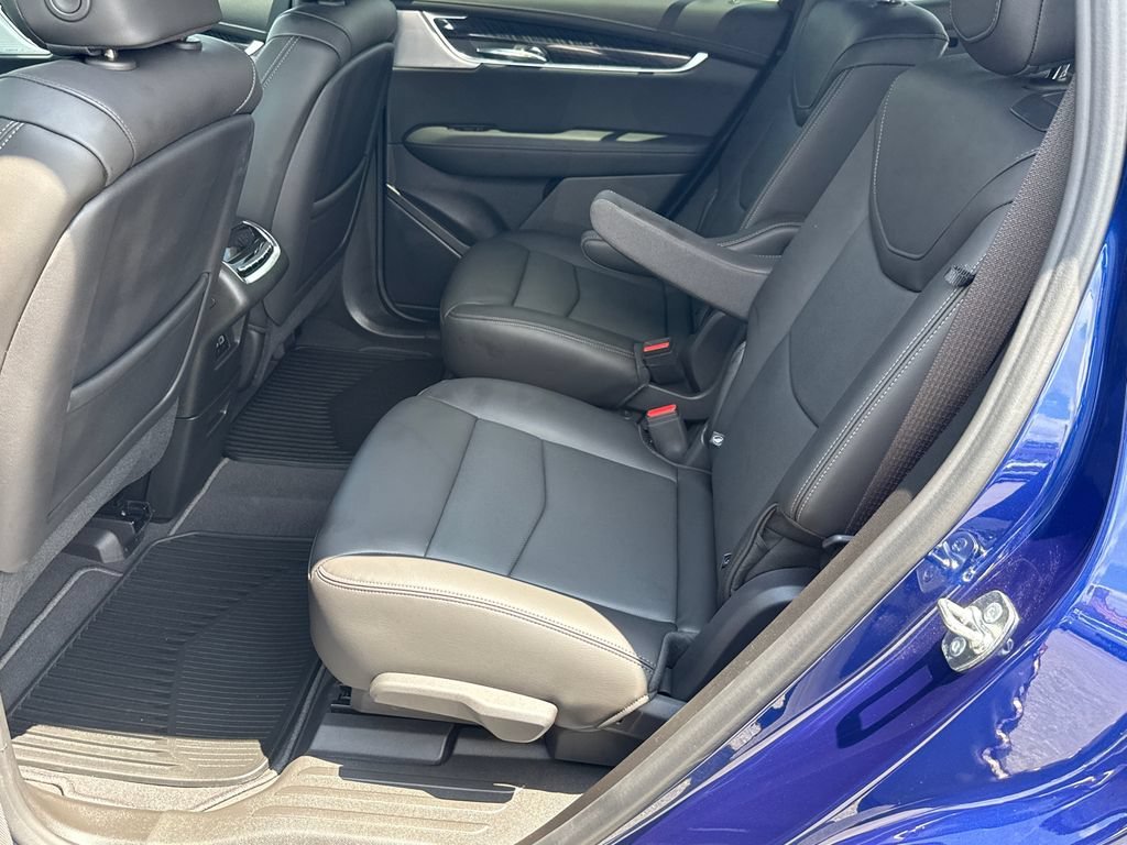 2025 Cadillac XT6 Premium Luxury - Photo 21