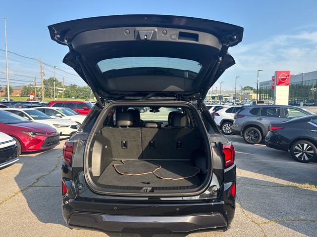 Used 2026 Black GMC AT4 image 9