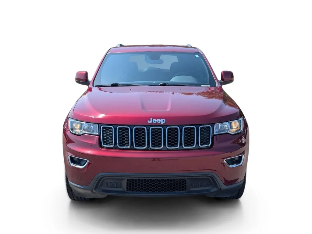 Used 2021 Red Jeep Laredo E image 2