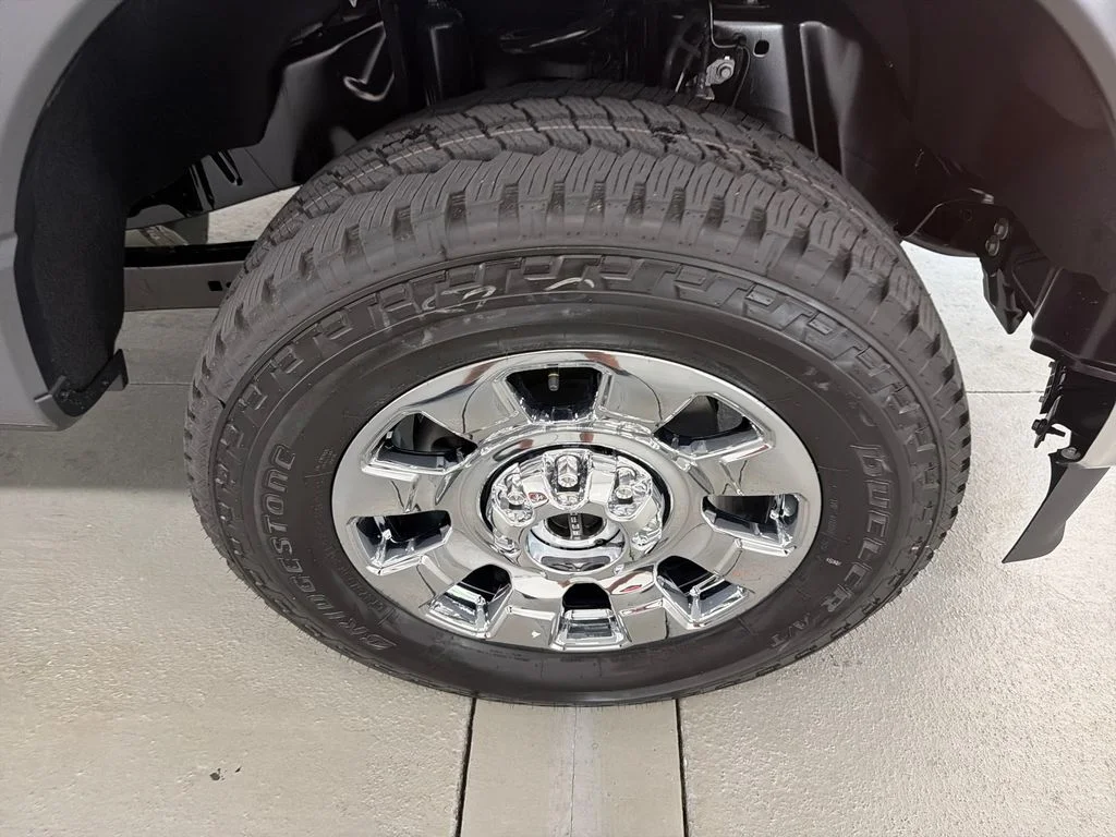 New 2026 Gray Ford Lariat image 5