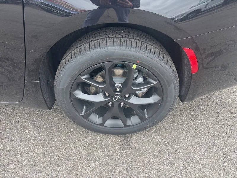 2026 Chrysler Pacifica Limited - Photo 31