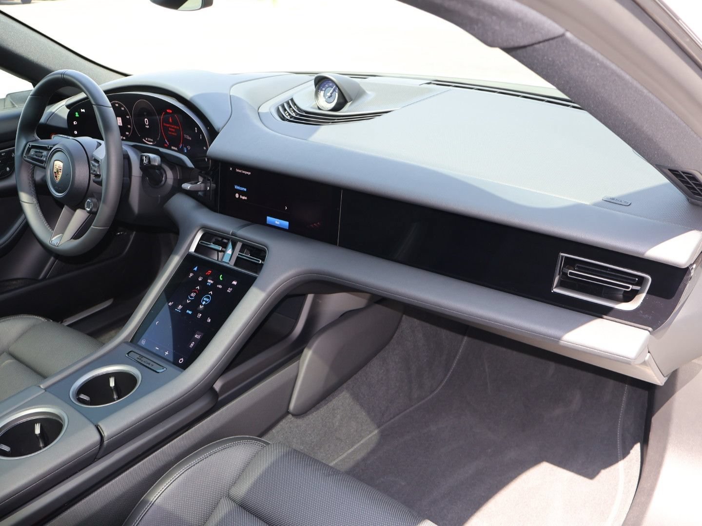 Certified Used 2025 White Porsche  image 29