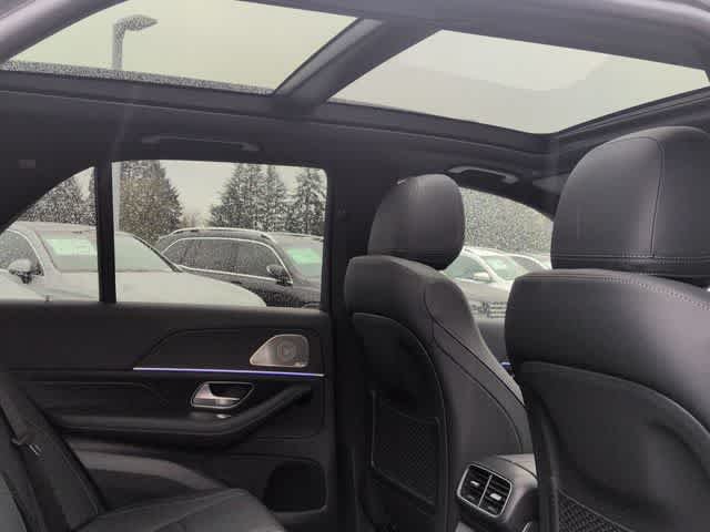 New 2026 MANUFAKTUR Silicon Grey Mercedes-Benz GLE 450 image 22