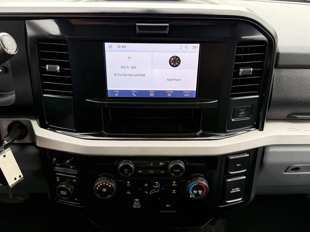 Used 2025 White Ford XLT image 18