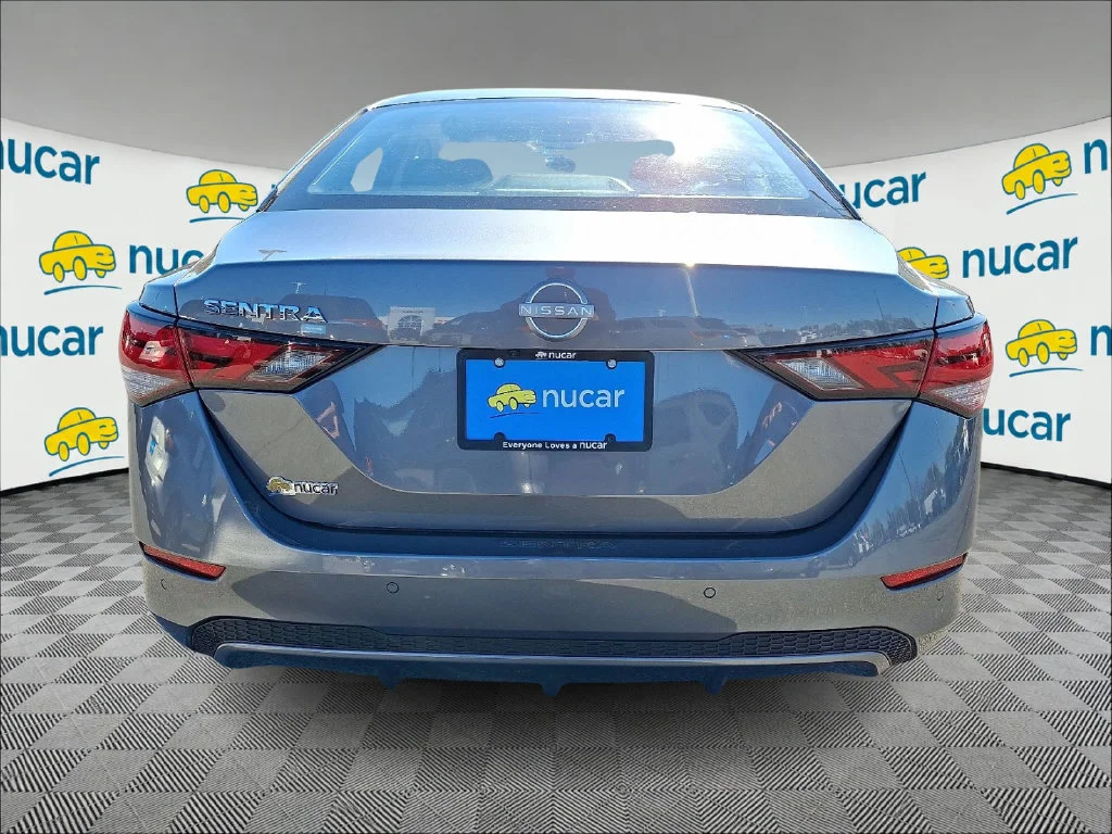 Used 2024 Gray Nissan S image 6