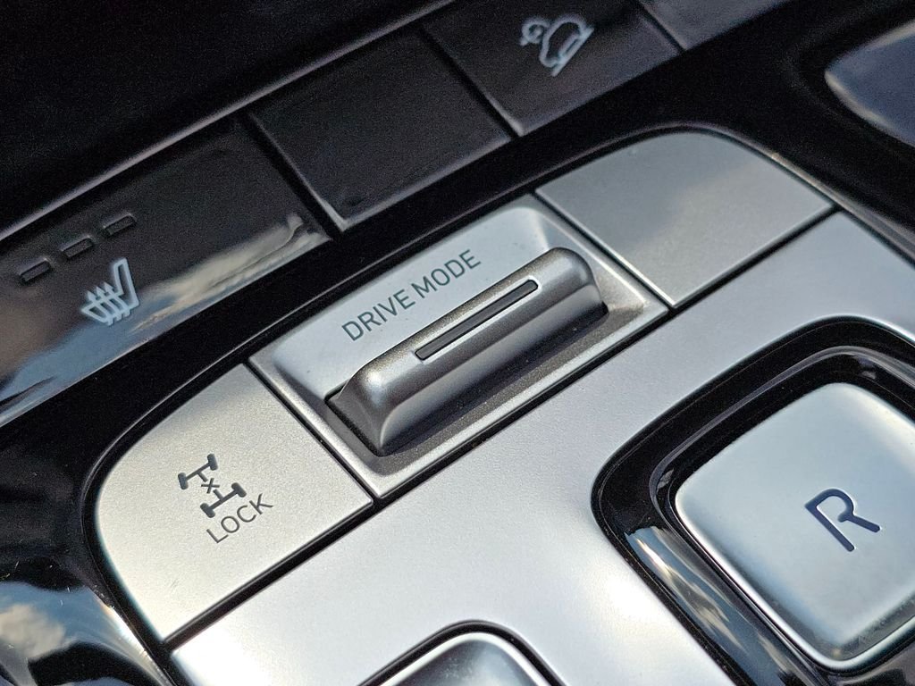 Used 2022 Gray Hyundai SEL Convenience image 35