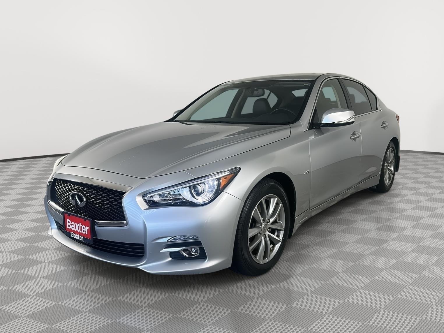 Used 2017 Liquid Platinum INFINITI 2.0t Premium image 3