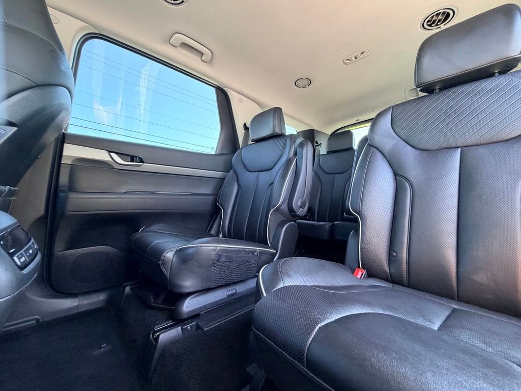 Used 2024 White Hyundai SEL image 15