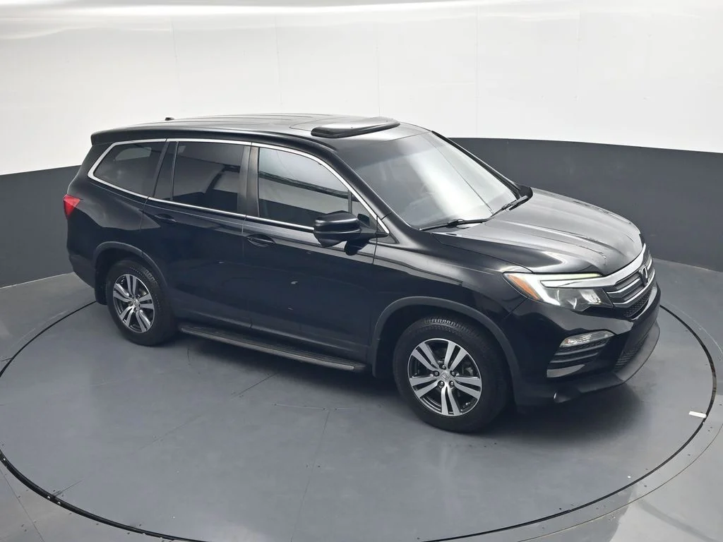 Used 2016  Honda EX-L image 18