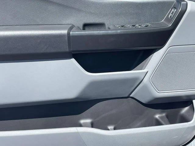 New 2026 Oxford White Ford XL image 11