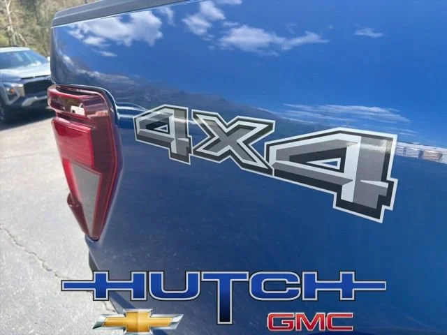 Used 2024 Blue Ford XLT image 14