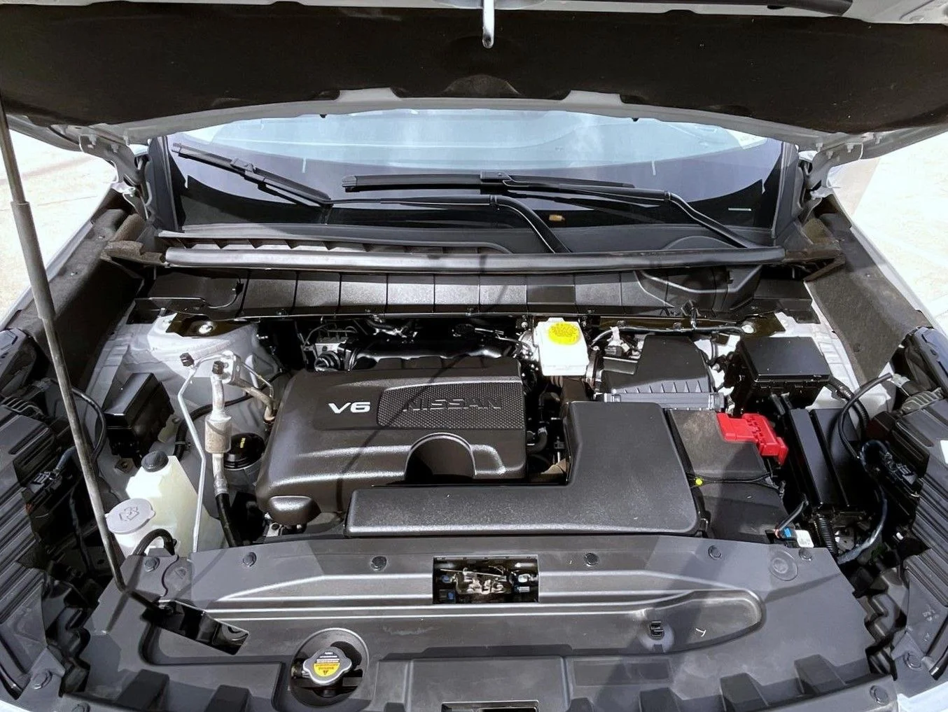 Used 2023 Gray Nissan SL image 27