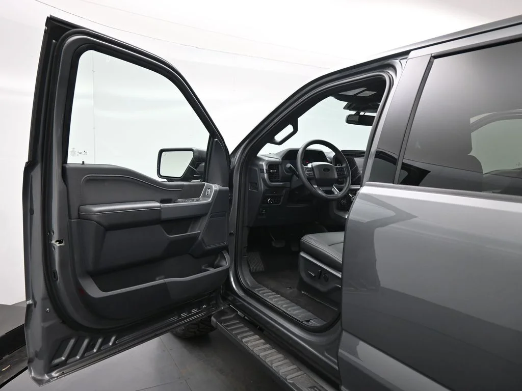 New 2026 Gray Ford XLT image 8