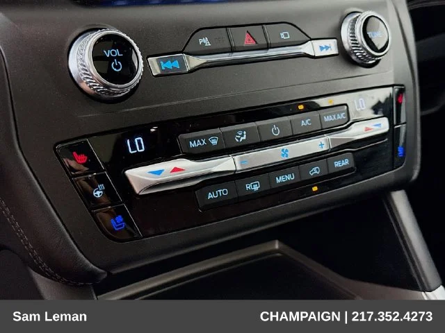 Used 2020 Red Ford Platinum image 16